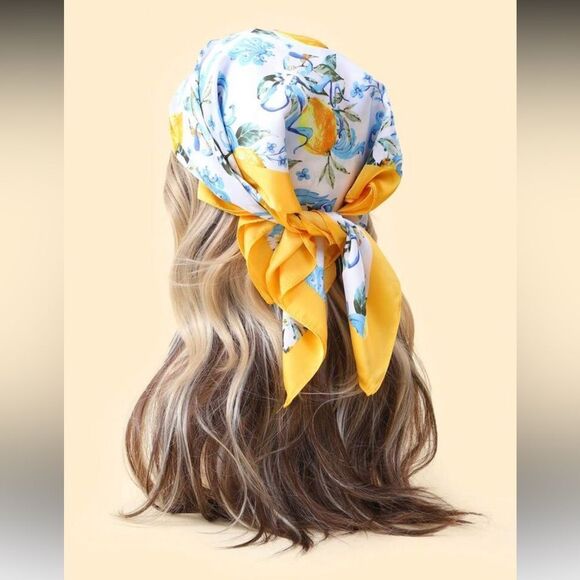 Lemon Print Headscarf P44 - Picture 5 of 7